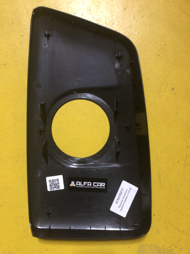 AC82359213 Накладка кронштейна зеркала VOLVO FH4 24 V правого Alfa Car1